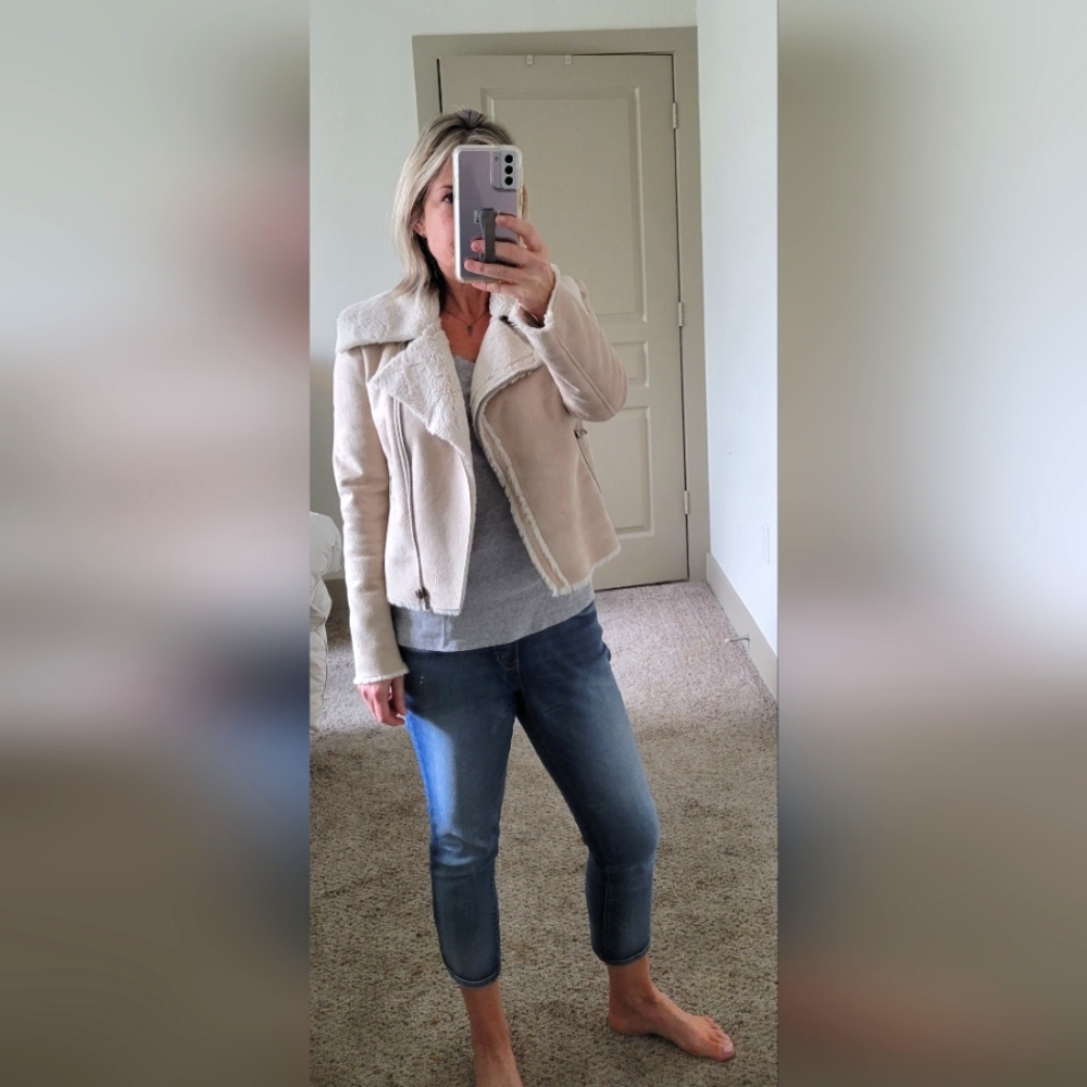 Faux Fur Lined Suede Aviator Jacket by FOREVER 21 - Picture 12 of 15